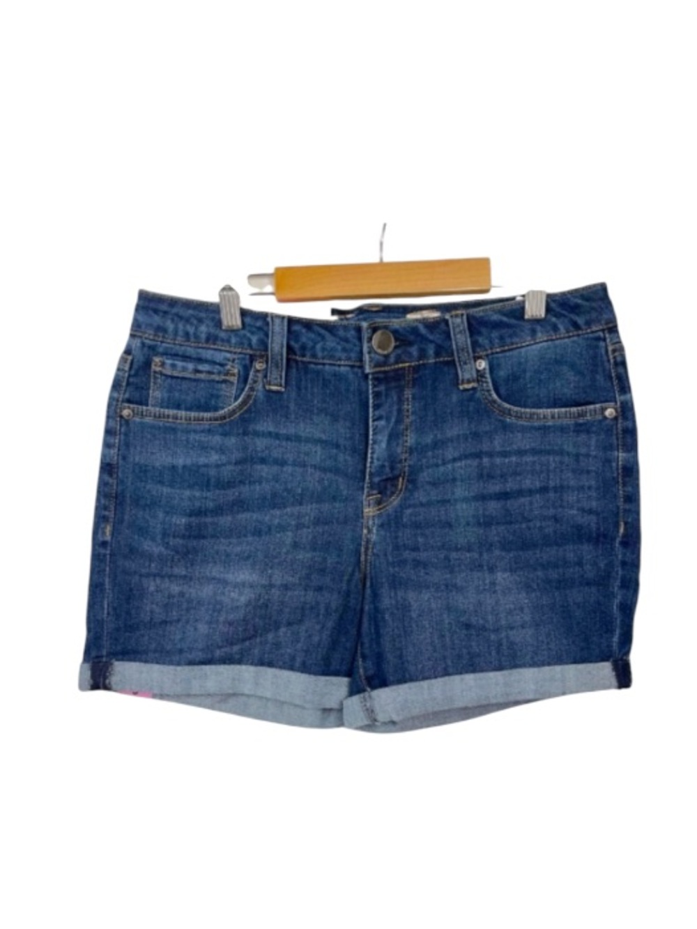 Seven7 NWT Women’s Denim Shorts, Size 6
